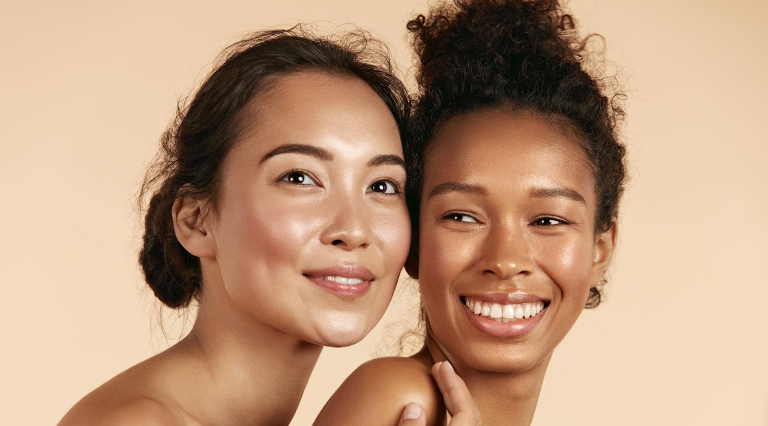 在最新一期的專業(yè)美容雜志中談論所有關于谷胱甘肽的事情！